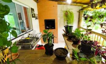 Imagem 4: Sítio no interior de Camboriú, com casa colonial de 3 dormitórios sendo 1 suíte