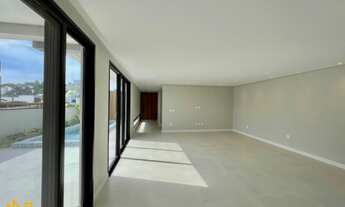 Imagem 6: Casa Alto Padrão com 03 Suítes e 04 Vagas em Condômino Caledônia Private Village em Cambor