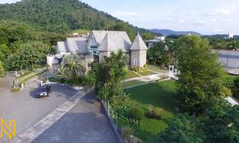 Imagem 3: Belíssimo Castelo localizado em Indaial Com 6.501,40m² de área total e 570m² de área const