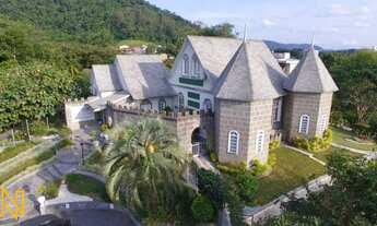 Imagem 2: Belíssimo Castelo localizado em Indaial Com 6.501,40m² de área total e 570m² de área const