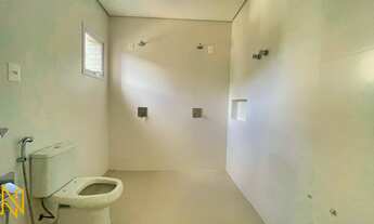 Imagem 5: Apartamento na Quadra do Mar com 3 Suítes e 4 Vagas em Balneário Camboriú