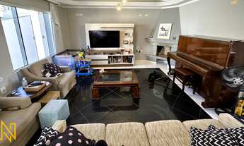 Imagem: Quadriplex no bairro Ariribá em Balneário