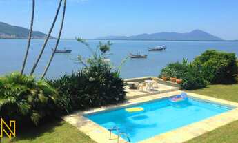 Imagem: Mansão a beira mar no saco dos limões