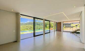 Imagem 6: Imponente residência de luxo em condomínio fechado na Fazenda Serra Azul, Jundiaí-SP: 5 qu