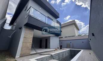 Imagem: SOBRADO COM 3 SUÍTES E PISCINA, LOCALIZADO