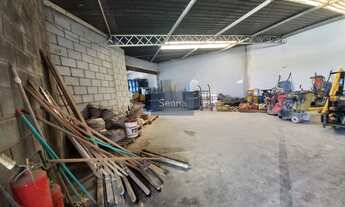 Imagem 2: Galpão Comercial à Venda em Jundiaí-SP, Bairro Caxambu: 4 Salas, 2 Banheiros, 5 Vagas, 449