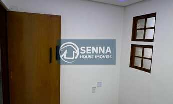 Imagem 5: Casa à Venda com 2 Quartos, Sala Ampla, Cozinha Espaçosa e Área de Lazer Completa - Oportu