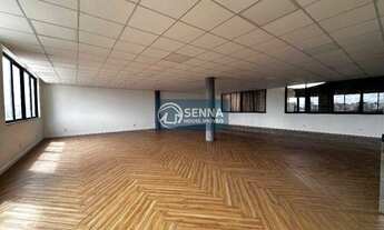 Imagem 7: Ponto Comercial para Locação em Jundiaí-SP, na Vila das Hortências: 11 banheiros, 7 vagas