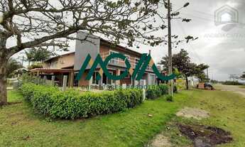 Imagem 6: Sobrado Beira Mar em Itapoá com 4 suítes - PÉ na Areia