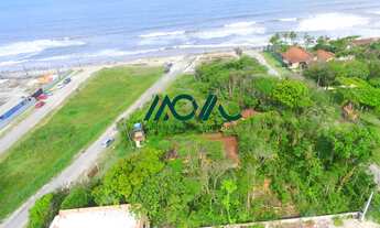 Imagem 5: Excelente residência com três terrenos juntos, quadra mar e com duas frentes em Itapoá