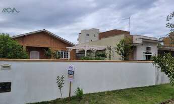 Imagem 5: Casa à Venda em Itapoá - 3 Quartos, 100m da Praia, Oportunidade Imperdível!