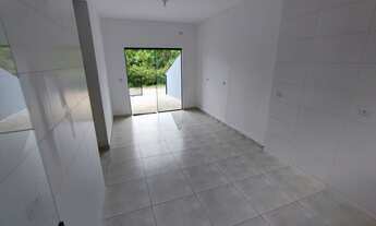 Imagem 3: Casa nova em Itapoá, com 2 quartos, ALUGO MENSAL!