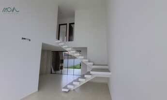 Imagem 4: Sobrado novo na região central de Itapoá