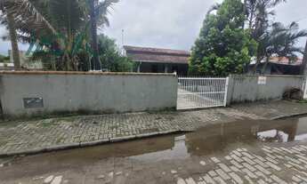 Imagem 2: Casa com excelente terreno e localização privilegiada em Itapoá/SC