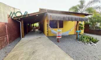 Imagem: Casa à Venda em Itapoá SC, 3 Dormitórios