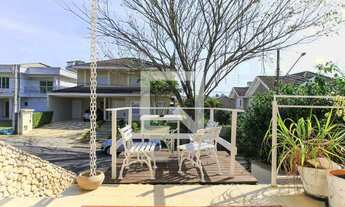 Imagem: Casa Cond Fechado 4 Dorm ( 2 Suites) Piscina