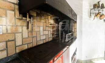 Imagem 5: Vende-se casa; 5 dormitórios (5 suítes); piscina; forno de pizza; casa de caseiro ou hósp