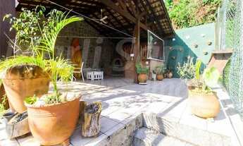 Imagem 4: Vende-se casa; 5 dormitórios (5 suítes); piscina; forno de pizza; casa de caseiro ou hósp