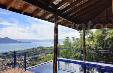 Imagem 2: CASA/SOBRADO À VENDA COM ESPETACULAR VISTA PARA O MAR, ÁREA GOURMET COM PISCINA E CHURRASQ