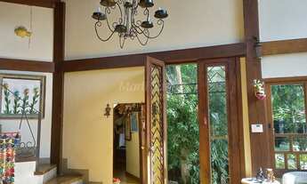 Imagem 6: CASA À VENDA COM PISCINA E CASA PARA HÓSPEDES EM MEIO A NATUREZA - ILHABELA -SP