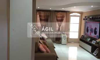 Imagem 2: Casa a venda com 3 quartos, sendo 1 suíte e mais 2 banheiros