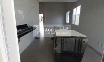 Imagem 5: Vendo- Vende-se Casa Térrea de 3 suítes no Condomínio Rudá, Bairro Floresta, Região Sudest