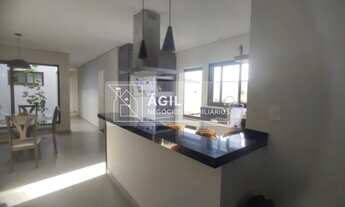 Imagem: Casa térrea a venda no Bosque dos Manacás