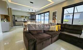 Imagem: Casa sobrado a Venda no Condomínio Colinas