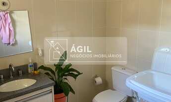 Imagem 5: Vende-se Casa Sobrado no Bosque dos Ipês na Zona Sul - São José dos Campos