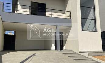 Imagem: Sobrado à venda em condomínio fechado