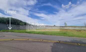 Imagem 3: Terreno a venda no Cond. Colinas Paratehy Norte - 650m2 Terreno plano