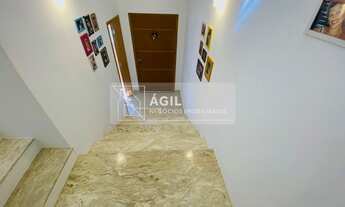 Imagem 2: Excelente Casa Sobrado a Venda no Condomínio Residencial Jaguary A.C.: 337m2 A.T.: 457m2