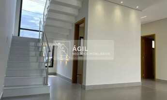 Imagem 2: Vende-se Casa Sobrado no Condominio Rudá, Loteamento Floresta - São José dos Campos