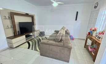 Imagem: Sobrado em condomínio, com 3 quartos e