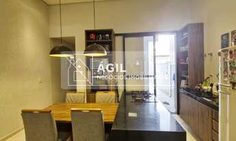 Imagem: Venda - Casa Térrea - 03 Dormitórios