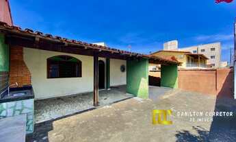 Imagem 2: CASA A VENDA PERTO DA PRAIA COM 3 QUARTOS COM 191 m² área construída