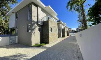 Imagem: Casa com 03 suítes em Condomínio fechado