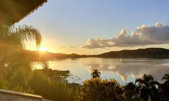 Imagem: CASA DE ALTO PADRÃO À VENDA, COM VISTA