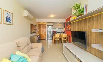 Imagem 4: Apartamento à venda com 3 dormitórios (1 suíte), churrasqueira, 2 vagas cobertas no bairro