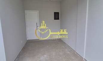 Imagem 2: Sobrado à venda em Itajaí-SC, bairro São João: 1 quarto, 1 suíte, 1 sala, 1 banheiro, 3 va