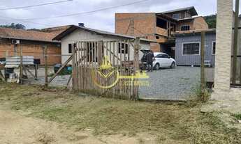 Imagem 2: Imperdível: Casa à venda em Itajaí-SC, bairro São Roque, 1 quarto, 1 banheiro, 1 vaga de g