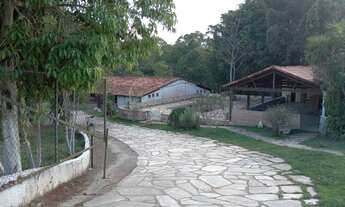 Imagem: Casa com 2.3 hectares com 04 quartos á