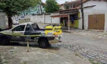 Imagem 2: Kitnet 40 m2 com 01 dormitório para locação por r$: 350,00/ mensal para