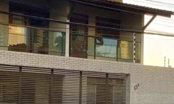 Imagem: Casa com 5 dormitórios à venda, 274 m²