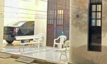 Imagem: Casa com 3 dormitórios à venda, 390 m²