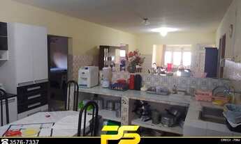 Imagem: Casa com 5 dormitórios à venda, 240 m²