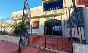 Imagem: Casa com 04 quartos no bairro suísa