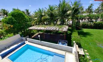 Imagem: Casa com 06 quartos em frente a praia do