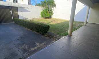 Imagem 3: Casa com quatro quartos no bairro parque atenas