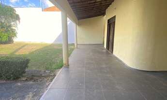 Imagem 4: Casa com quatro quartos no bairro parque atenas